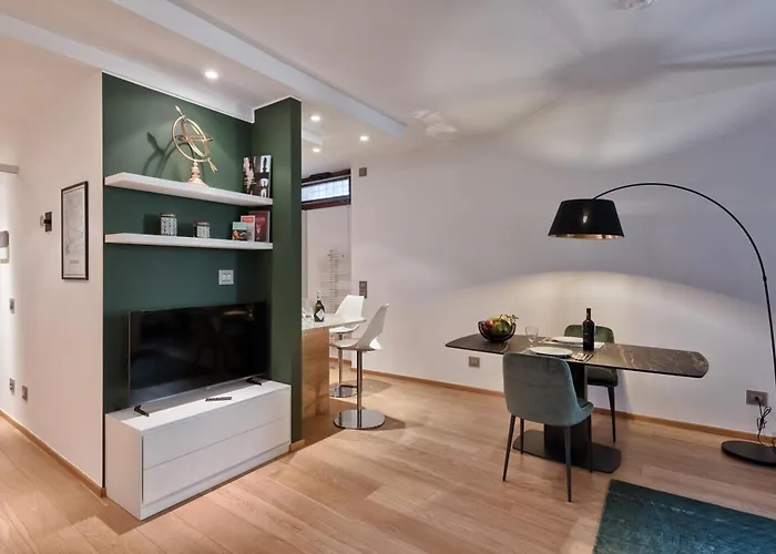 Arena Living - Next To Arena